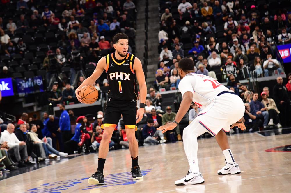 中场核心与 中场核心与