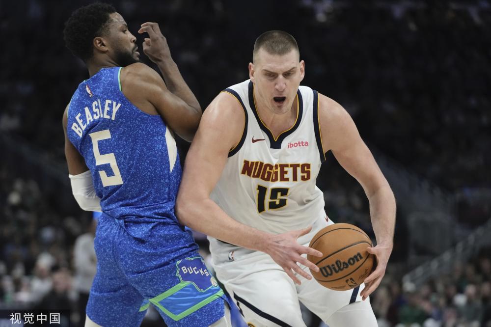 史密斯在场 史密斯在场