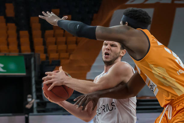 德约并非孤 德约并非孤