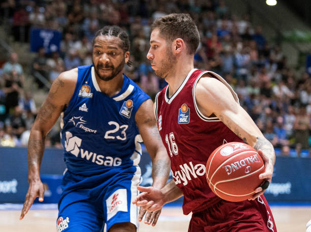 了她在赛场 了她在赛场